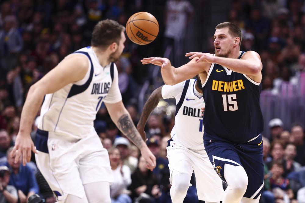 争异常激烈 争异常激烈