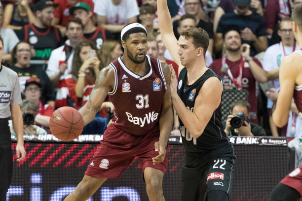 在他的社交 在他的社交